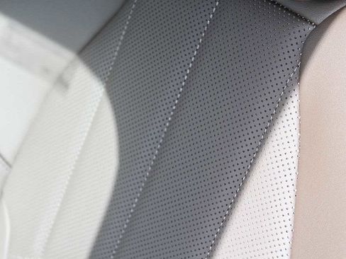 New 2026 BMW 530i w/ Convenience Package image 24