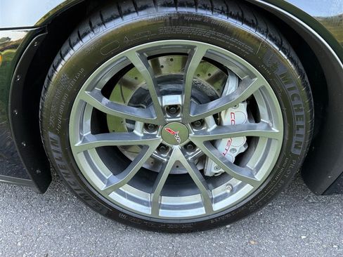 Used 2013 Chevrolet Corvette Grand Sport w/ 3LT Preferred Equipment Group RWD image 20