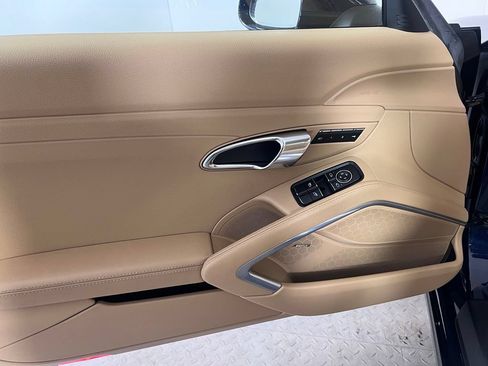 Certified 2017 Porsche 911 Carrera RWD image 26