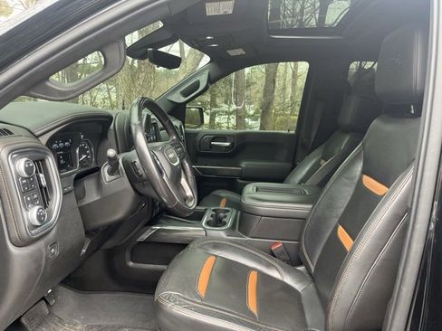 Used 2020 GMC Sierra 1500 AT4 w/ AT4 Premium Package image 5