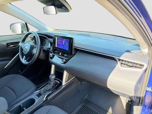 Used 2023 Toyota Corolla Cross LE image 13