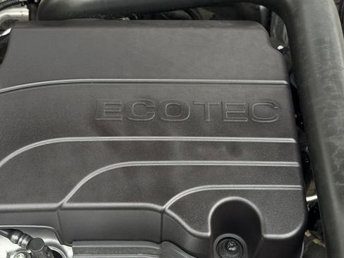 Used 2023 Chevrolet Equinox LT image 29