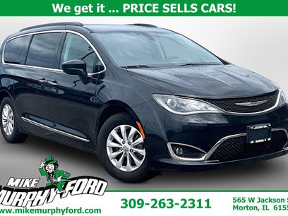 Used 2017 Chrysler Pacifica Touring-L