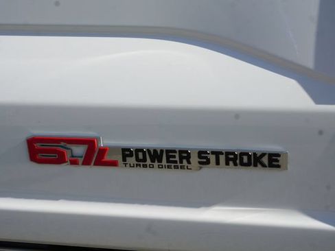 Used 2025 Ford F250 Platinum AWD/4WD image 48