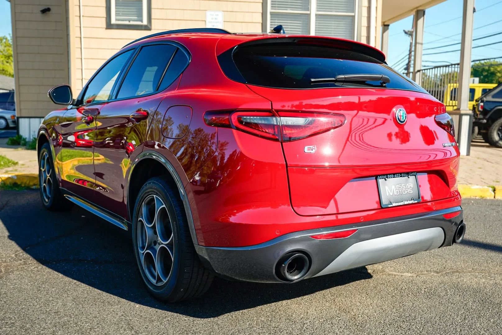Used 2022 Alfa Romeo Stelvio Ti AWD/4WD image 7