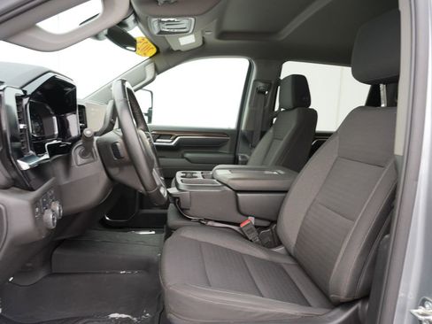 Used 2025 Chevrolet Silverado 3500 LT w/ All Star Edition image 12