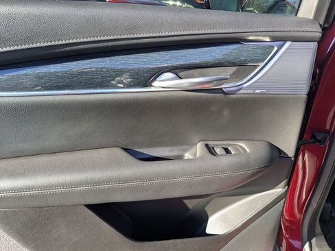 Used 2024 Cadillac XT5 Premium Luxury image 26