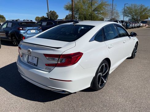 Used 2022 Honda Accord Sport image 4