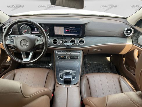 Used 2018 Mercedes-Benz E 300 4MATIC image 10