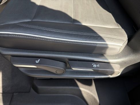 Used 2023 Cadillac Escalade Sport w/ LPO, ONYX Package image 51