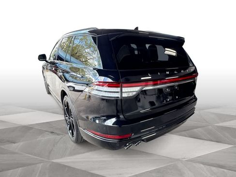 Used 2024 Lincoln Aviator Reserve w/ Equipment Group 201A RWD image 6