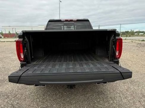 Certified 2023 GMC Sierra 1500 Denali AWD/4WD image 9