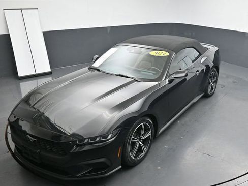 Used 2024 Ford Mustang Premium RWD image 18