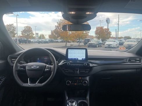 Used 2025 Ford Escape ST-Line Select image 17