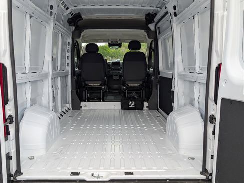 New 2026 RAM ProMaster 1500 w/ Safety Group FWD image 8