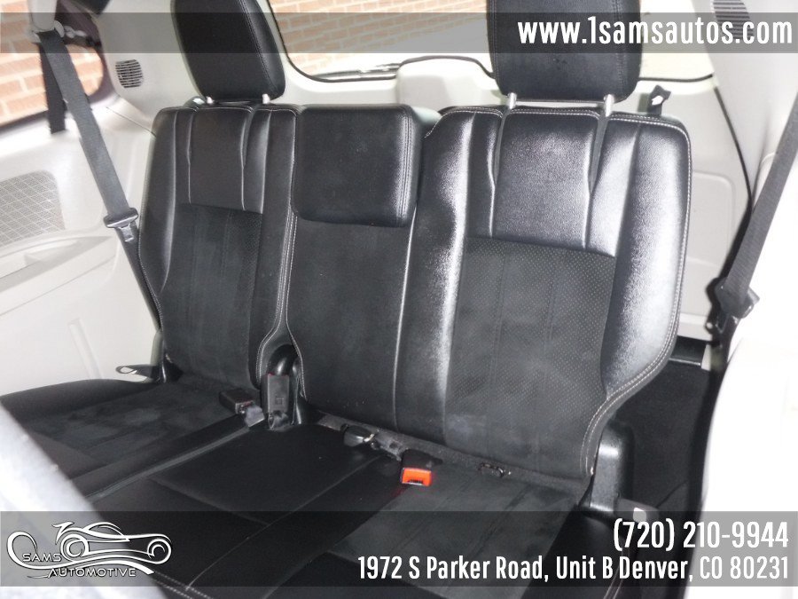 Used 2018 Dodge Grand Caravan SXT FWD image 23