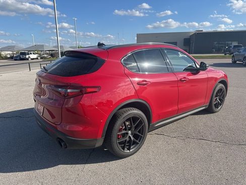 Used 2019 Alfa Romeo Stelvio Ti Sport w/ Quick Order Package 22S Sport image 3