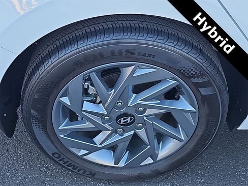 Certified 2024 Hyundai Elantra Blue image 12