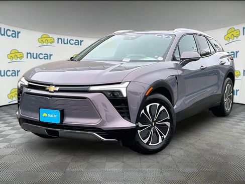 Used 2024 Chevrolet Blazer EV LT image 3