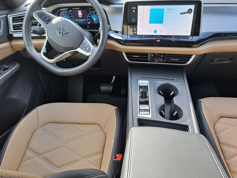 New 2026 Volkswagen Atlas Cross Sport SE image 11