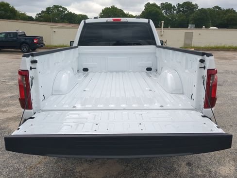 Certified 2025 Ford F150 XL RWD image 11