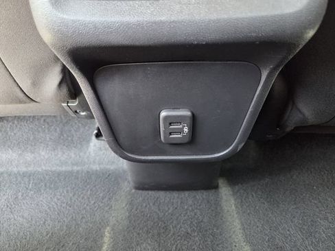 Used 2024 Chevrolet Equinox LT AWD/4WD image 17