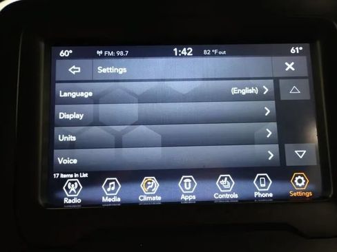 Used 2021 Jeep Renegade Latitude w/ Convenience Group AWD/4WD image 30