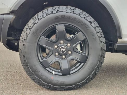 Used 2025 Ford Bronco Big Bend w/ Black Diamond Package AWD/4WD image 25