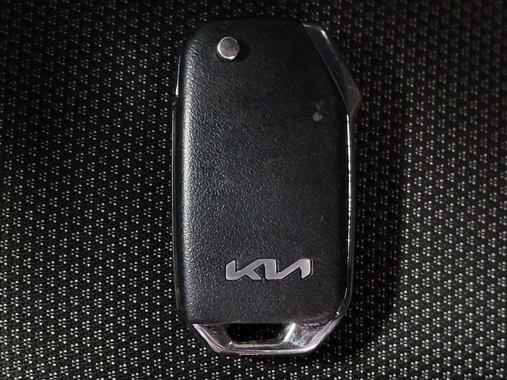 Used 2023 Kia Forte LXS FWD image 32