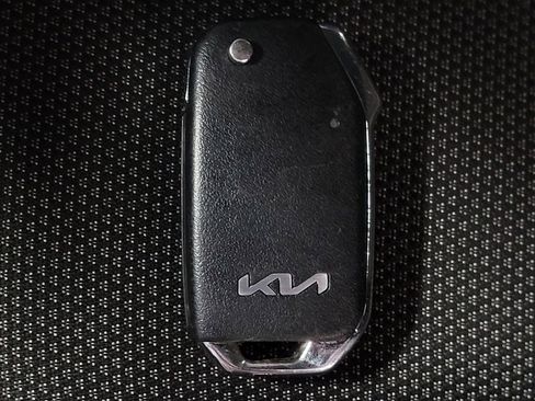 Used 2023 Kia Forte LXS FWD image 32