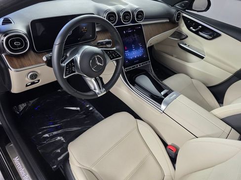 Used 2024 Mercedes-Benz C 300 Sedan image 11