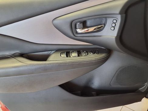 Used 2024 Nissan Murano SL AWD/4WD image 15
