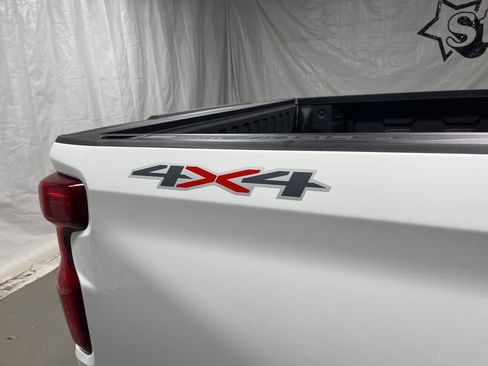 New 2025 Chevrolet Silverado 1500 Custom w/ LPO, Dark Essentials Package image 19