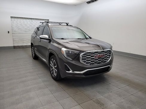 Used 2020 GMC Terrain Denali w/ Denali Premium Package FWD image 13