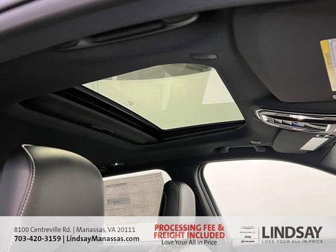 New 2025 Jeep Grand Cherokee Altitude image 16