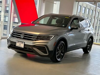 Certified 2024 Volkswagen Tiguan SE w/ Panoramic Sunroof Package