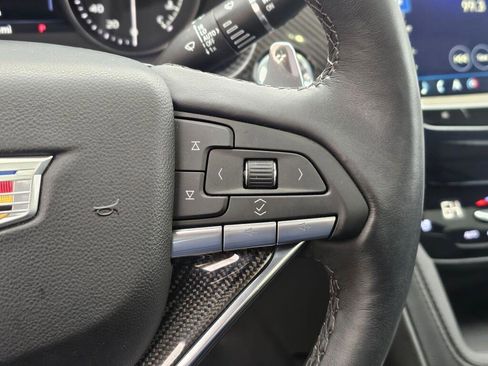 Certified 2024 Cadillac XT6 Sport w/ Technology Package image 34