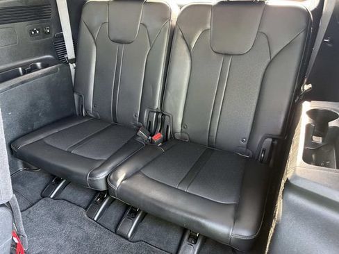 Used 2022 Kia Sorento S FWD image 22