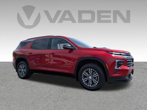 New 2026 Chevrolet Traverse LT FWD image 3