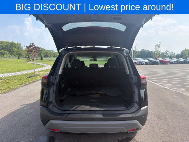 Used 2023 Nissan Rogue S AWD/4WD image 12
