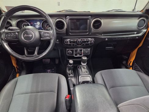 Used 2021 Jeep Wrangler Unlimited Sport image 19