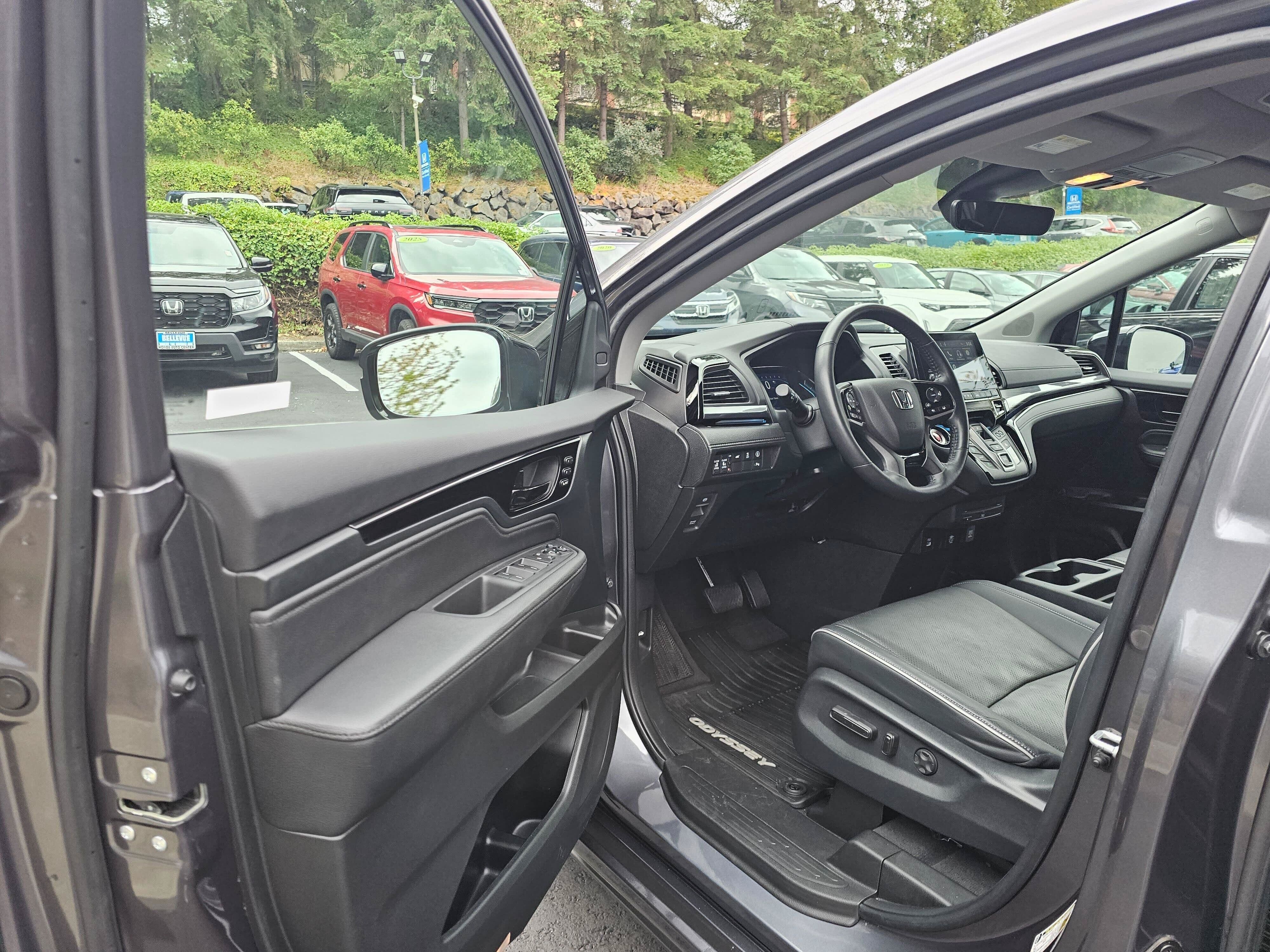Certified 2023 Honda Odyssey Elite image 23