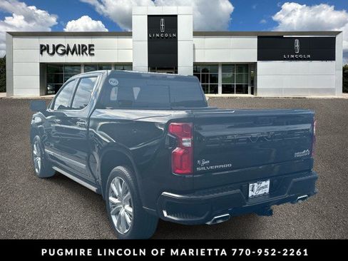 Used 2025 Chevrolet Silverado 1500 High Country AWD/4WD image 5