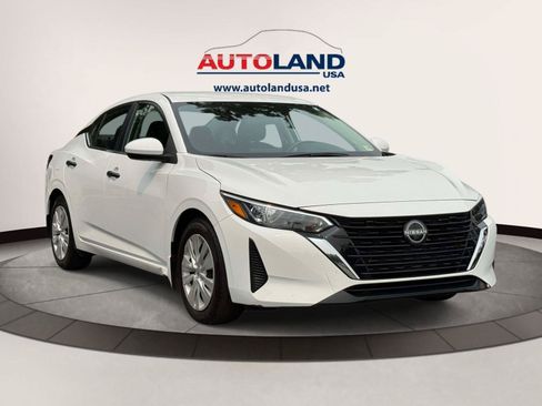 Used 2024 Nissan Sentra S FWD image 2