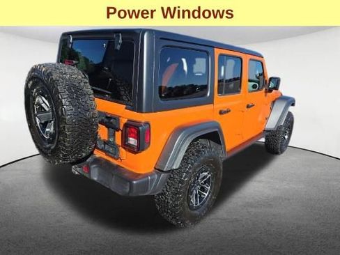 Used 2025 Jeep Wrangler Unlimited Sport AWD/4WD image 5