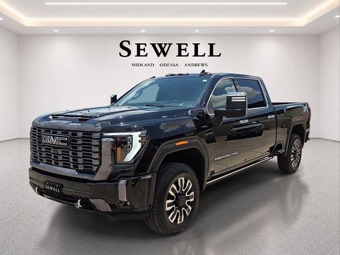 Used 2024 GMC Sierra 2500 Denali Ultimate w/ Max Trailering Package AWD/4WD image 1