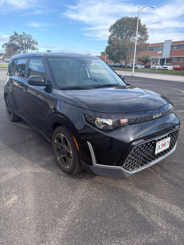 Certified 2023 Kia Soul EX FWD image 4