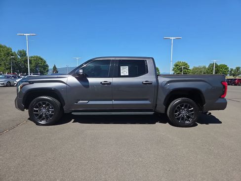 Used 2023 Toyota Tundra Platinum AWD/4WD image 11