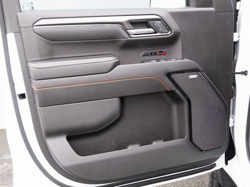 Used 2023 GMC Sierra 1500 AT4 w/ Technology Package image 14