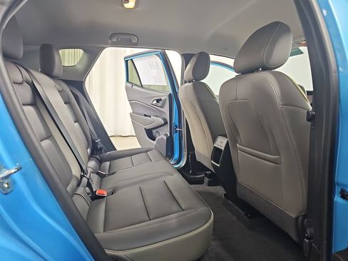 Certified 2025 Chevrolet Trax ACTIV w/ Driver Confidence Package FWD image 14